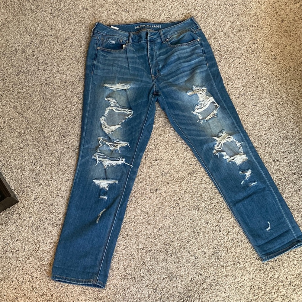 American eagle ripped high waisted jeans